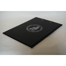 Podložka s klipom A4 s logom Právnickej fakulty Podložka s klipom A4 s logom Právnickej fakulty